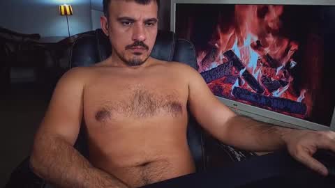 officeman7 online show from 01.25.25