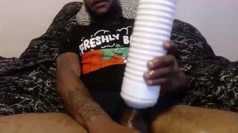 Snapshot of ogdigbick chatting on 12.04.25 OGDigBick online show from 12.04.25