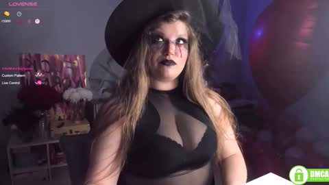 Snapshot of oh_adaline chatting on 10.30.25 Adaline  new account - help me get new subscribers 3 online show from 10.30.25