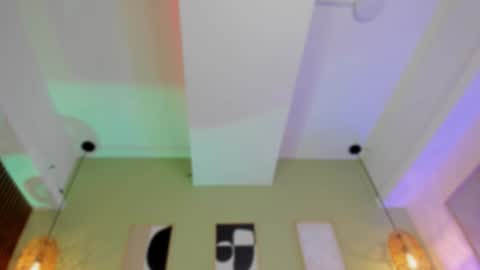 Snapshot of oh_hollyy chatting on 11.18.25 Holly online show from 11.18.25