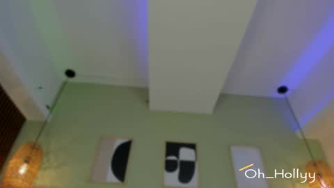 Snapshot of oh_hollyy chatting on 11.26.25 Holly online show from 11.26.25