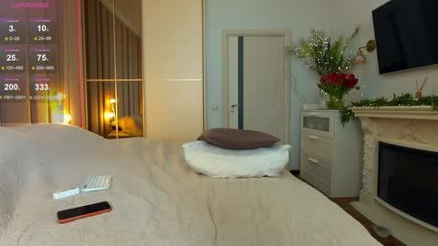 Snapshot of oh_julie chatting on 03.27.26 Julie online show from 03.27.26