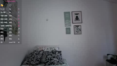 ohanna_ online show from 10.27.25