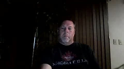 Snapshot of ohioguy64 chatting on 09.19.25 ohioguy64 online show from 09.19.25