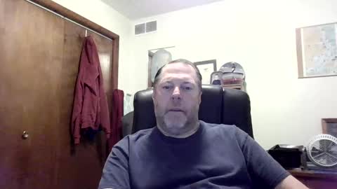 Snapshot of ohioguy64 chatting on 09.24.25 ohioguy64 online show from 09.24.25
