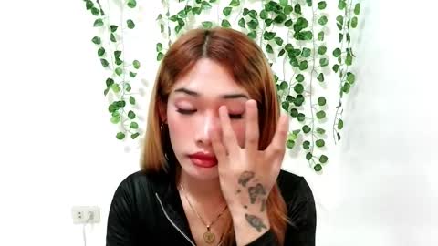 ohmyalessandraxcx online show from 11.21.25