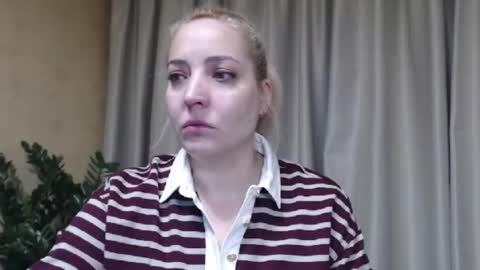 Mari online show from 12.15.25