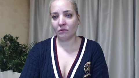 Mari online show from 01.15.26