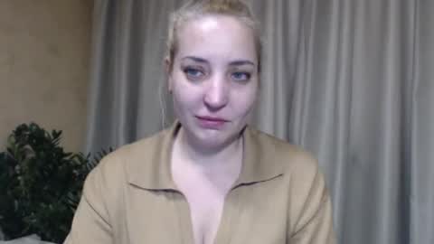 Mari online show from 01.18.26