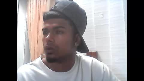 ojos_claross online show from 03.14.26