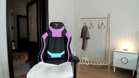 Snapshot of oksanafedorova chatting on 03.03.25 Welcome to my fans page online show from 03.03.25