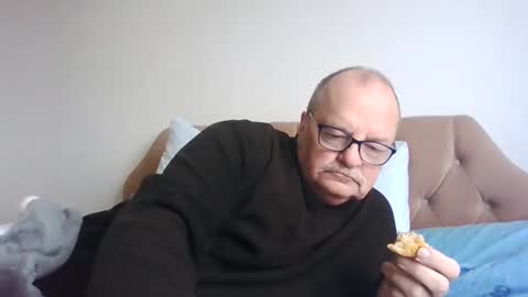 old_fkr online show from 01.05.25