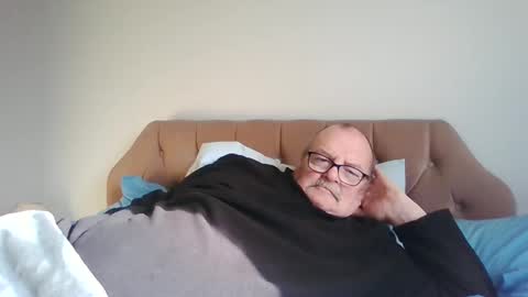 old_fkr online show from 03.05.25