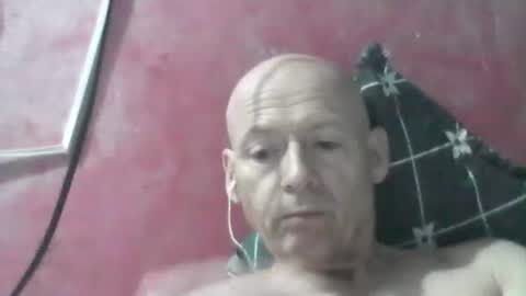 Snapshot of oldbuthorny62 chatting on 04.19.26 oldbuthorny62 online show from 04.19.26