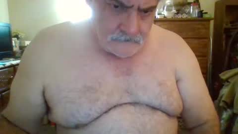 Snapshot of oldcockforyngladies chatting on 11.16.25 oldcockforyngladies online show from 11.16.25