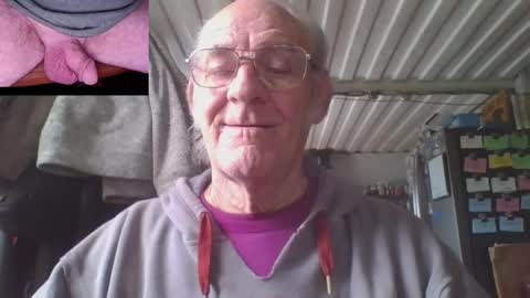 oldman1154565 online show from 06.06.26
