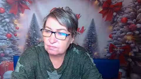 Snapshot of olgaluck chatting on 01.12.26 OlgaLuck online show from 01.12.26