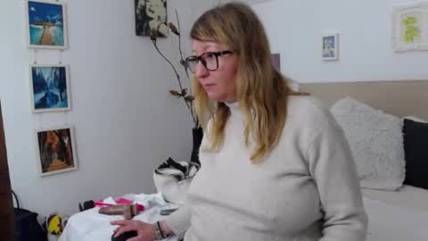 Olga Pavlova online show from 02.01.26