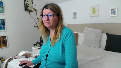 Olga Pavlova online show from 04.01.26