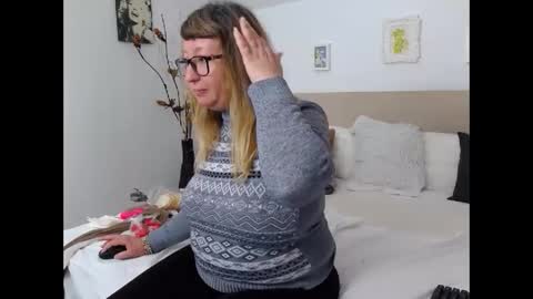 Olga Pavlova online show from 04.15.26