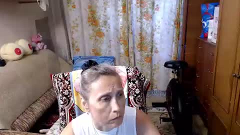 Snapshot of olguscha chatting on 08.04.26 Olguscha online show from 08.04.26