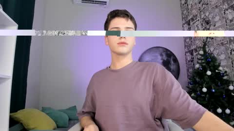 Snapshot of olie_sparkle chatting on 12.15.25 Olie online show from 12.15.25