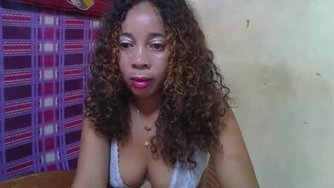 olinaa online show from 04.19.26