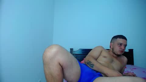 Snapshot of oliver_and_megan chatting on 11.19.25 Oliver and MeganIndependent online show from 11.19.25