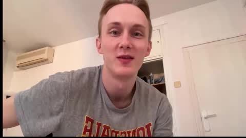 Snapshot of oliver_and_thomas chatting on 10.25.25 Oliver and Thomas online show from 10.25.25