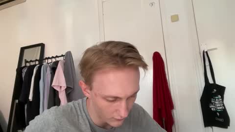 Snapshot of oliver_and_thomas chatting on 11.02.25 Oliver and Thomas online show from 11.02.25