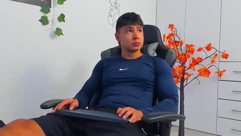 Oliver bray online show from 01.12.26