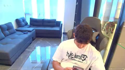 Oliver bray online show from 03.14.26