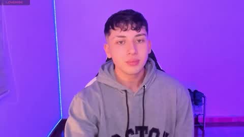 oliveeer online show from 03.08.26