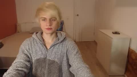 Oliver online show from 02.04.26