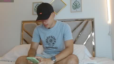 oliver saint online show from 04.04.26