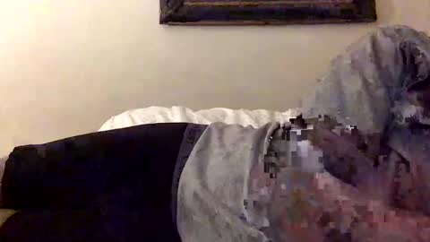 Snapshot of olivertwist1273 chatting on 12.25.24 olivertwist1273 online show from 12.25.24