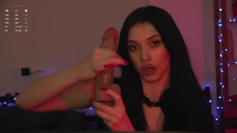 Olivia Faye online show from 04.05.26