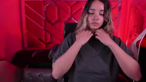  OLIVIA  online show from 02.15.26