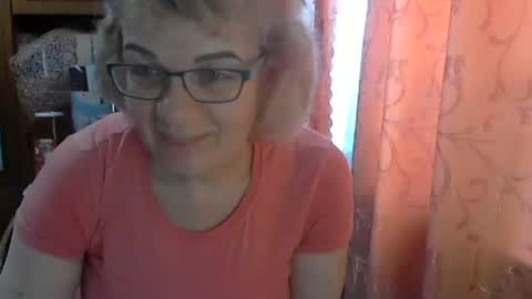 Olivia Mia online show from 05.20.26