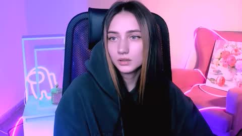 olivia_norton_ online show from 09.29.25