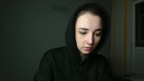 Olivia online show from 02.03.25