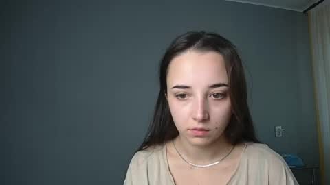 Olivia online show from 09.09.25