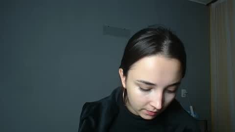 Olivia online show from 10.01.25