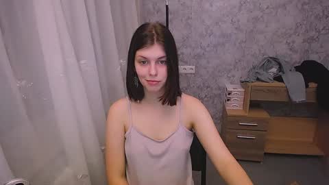 Snapshot of olivia_red_ chatting on 01.01.25 Olivia online show from 01.01.25