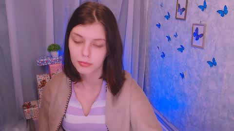 Snapshot of olivia_red_ chatting on 01.07.25 Olivia online show from 01.07.25