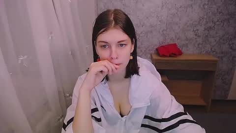 Snapshot of olivia_red_ chatting on 01.27.25 Olivia online show from 01.27.25