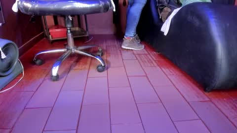   online show from 01.19.25