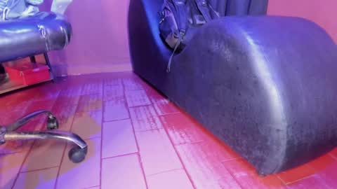   online show from 02.18.25