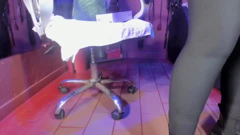   online show from 02.22.25