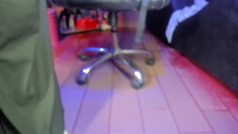   online show from 03.01.25